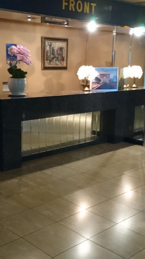 Hotel Loire (Adults Only) Oszaka Kültér fotó